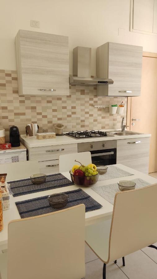 Stabiae Blu Apartment カステッランマーレ・ディ・スタービア エクステリア 写真