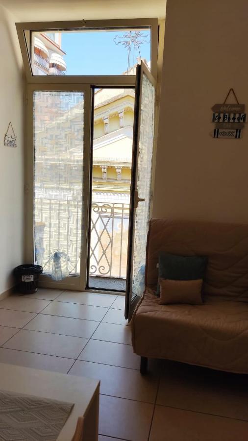 Stabiae Blu Apartment カステッランマーレ・ディ・スタービア エクステリア 写真